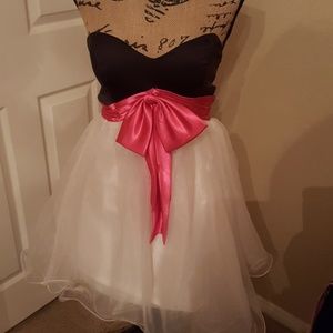 Princess style strapless black & white prom dress